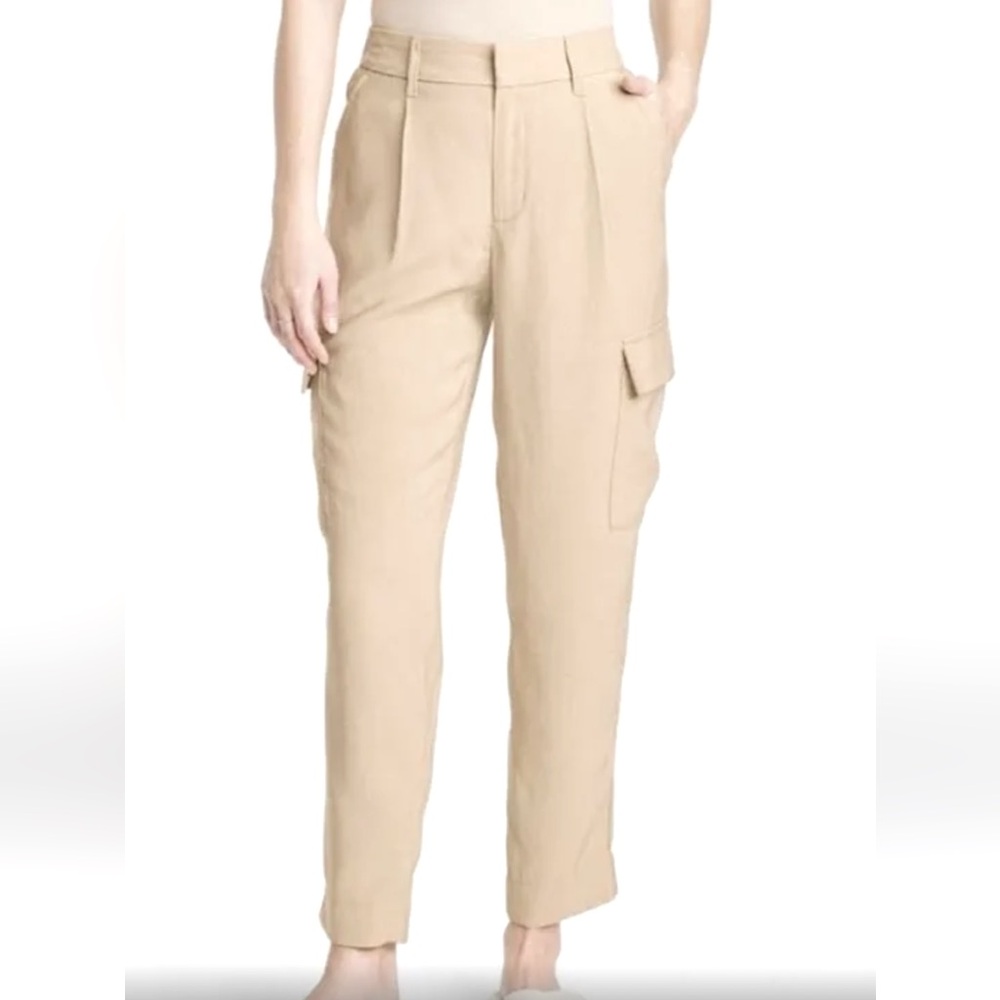 NWOT- Cargo pants - A New Day, Khaki colored, Size 4
